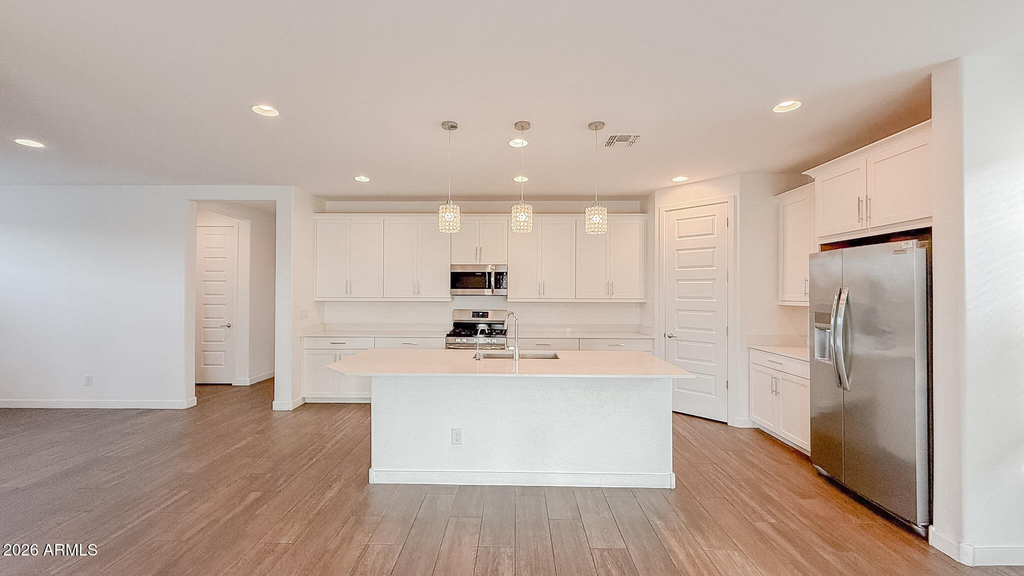 5912 S 26th Avenue - Photo 4