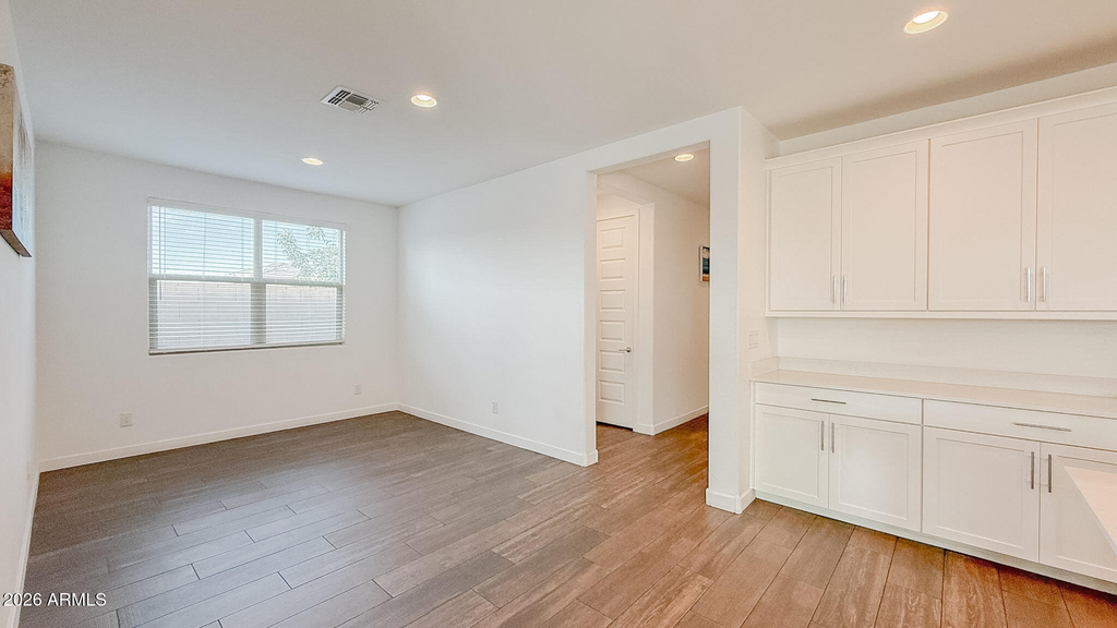 5912 S 26th Avenue - Photo 7