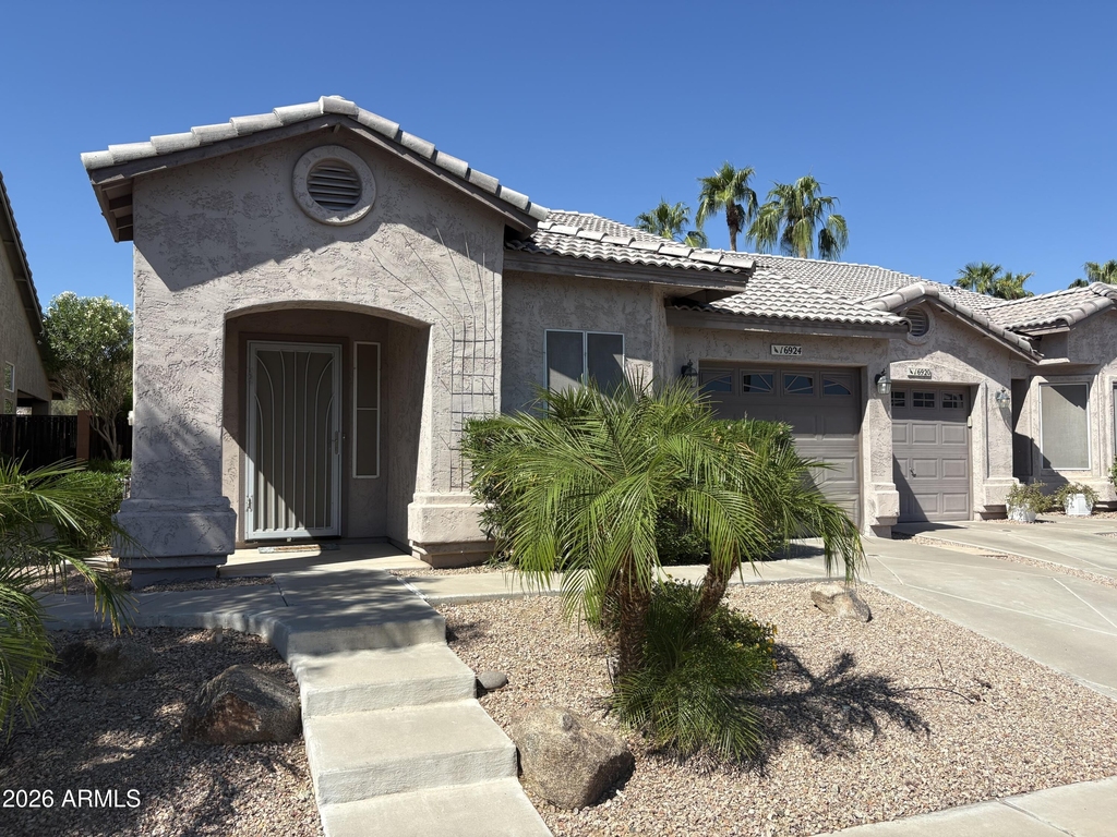 16924 S 22nd Street - Photo 0