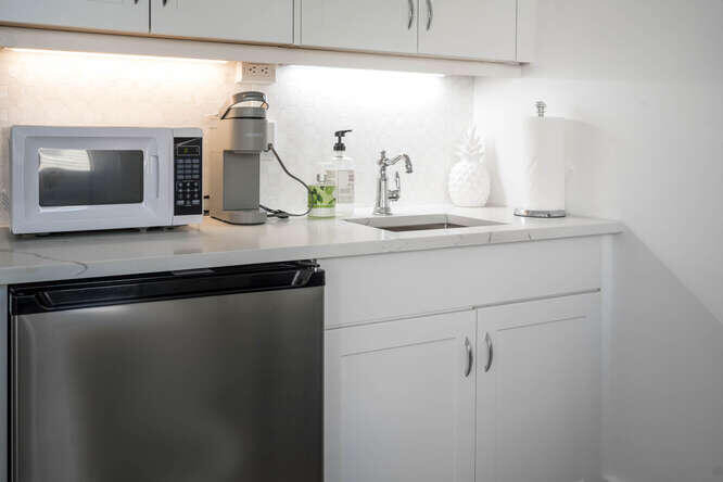 235 Sunrise Avenue - Photo 5