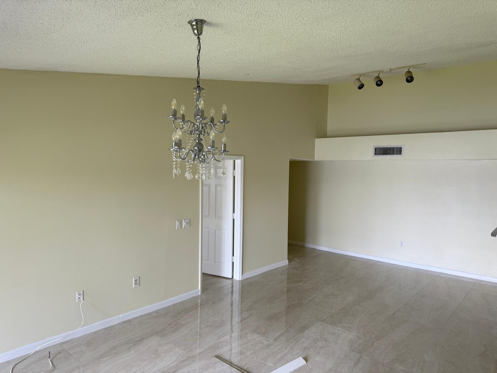 5061 Wiles Road - Photo 10
