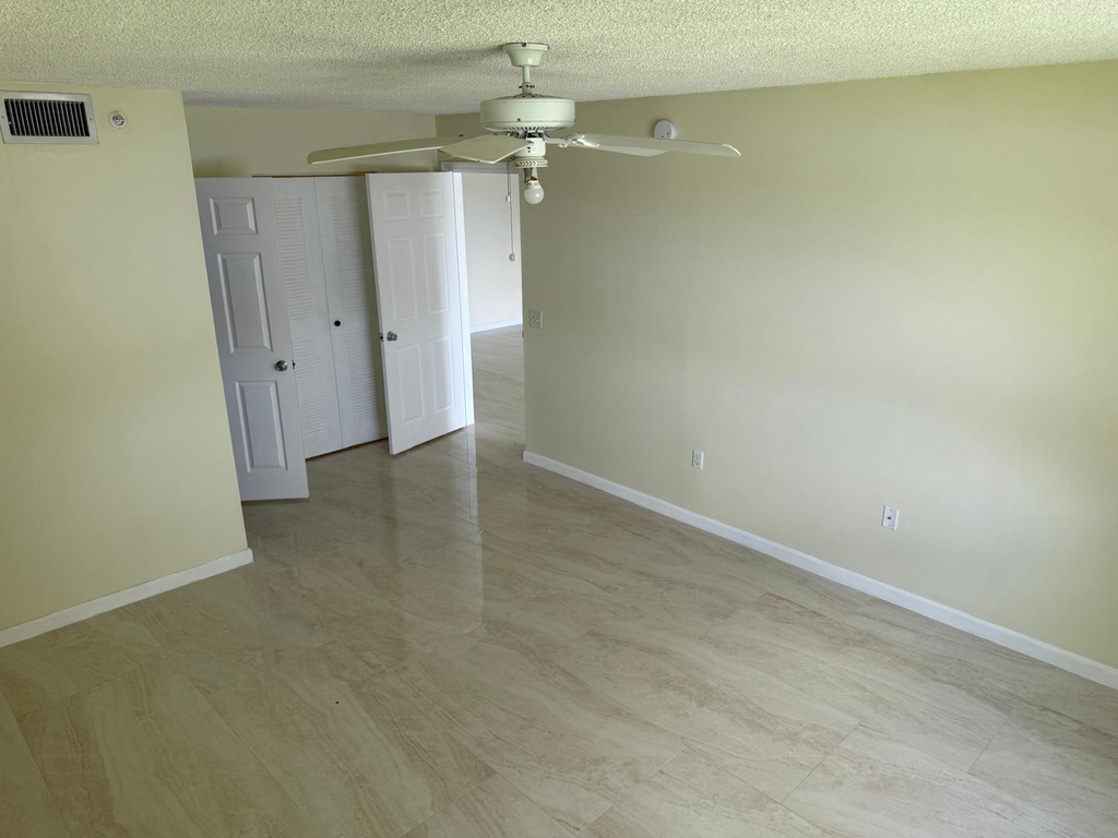 5061 Wiles Road - Photo 18