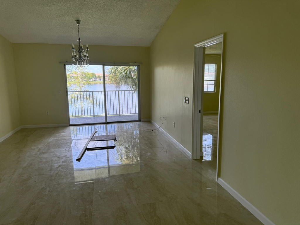5061 Wiles Road - Photo 7