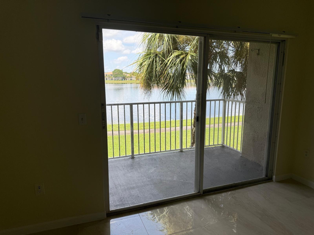 5061 Wiles Road - Photo 9