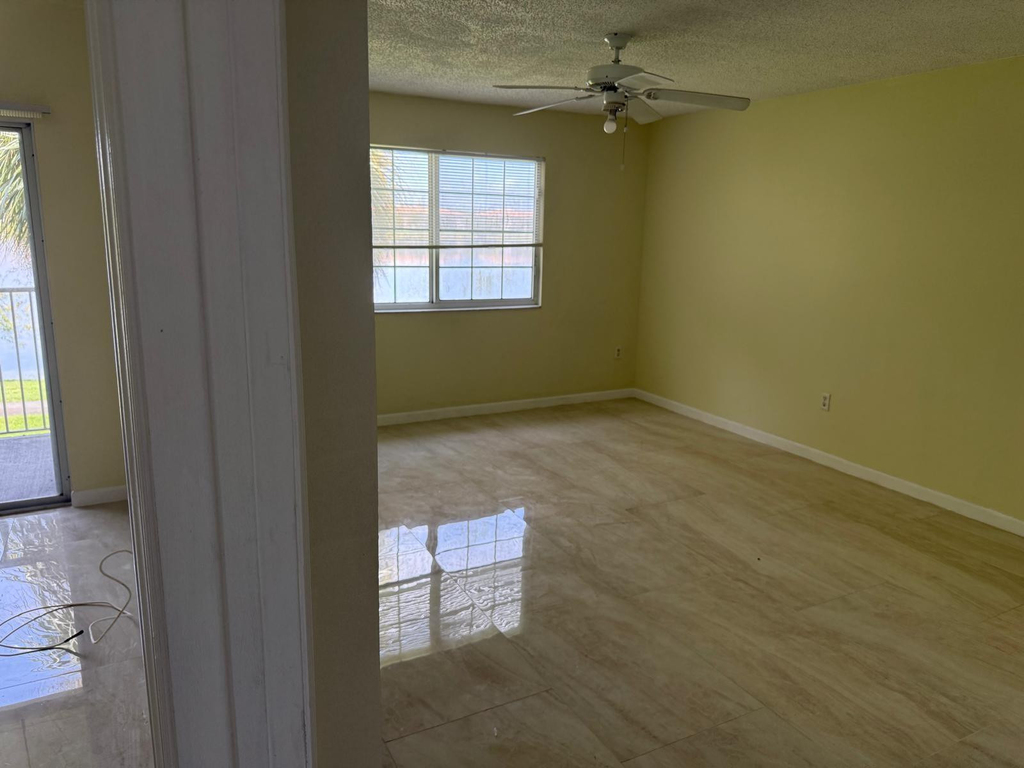 5061 Wiles Road - Photo 16