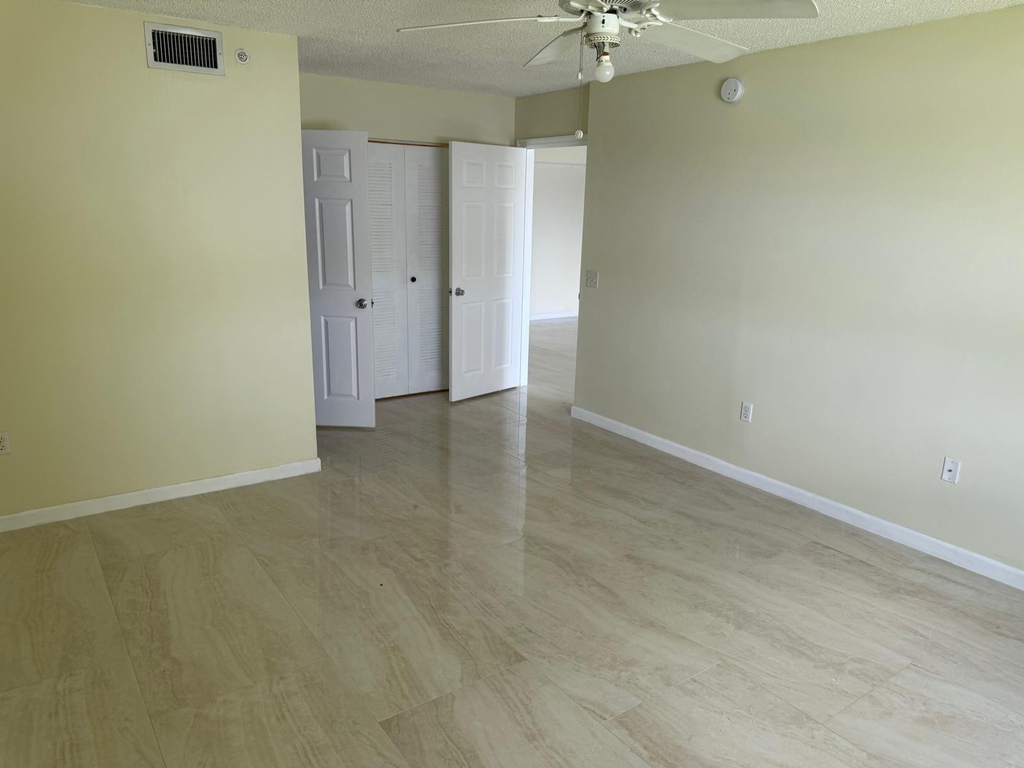 5061 Wiles Road - Photo 14