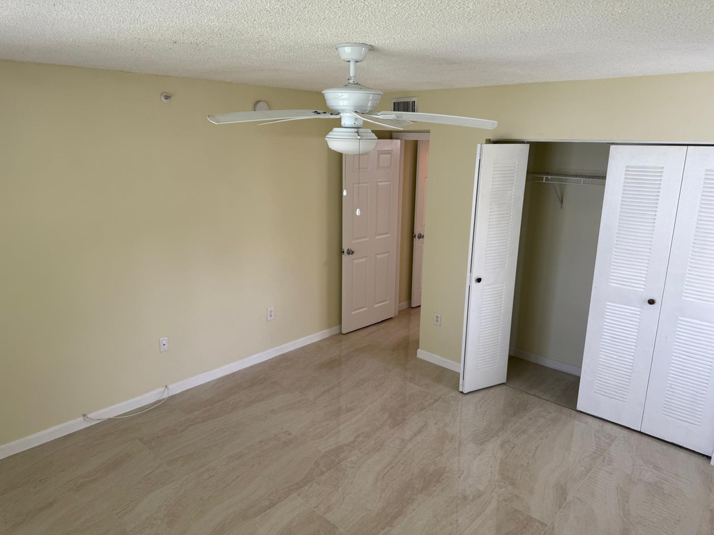 5061 Wiles Road - Photo 30