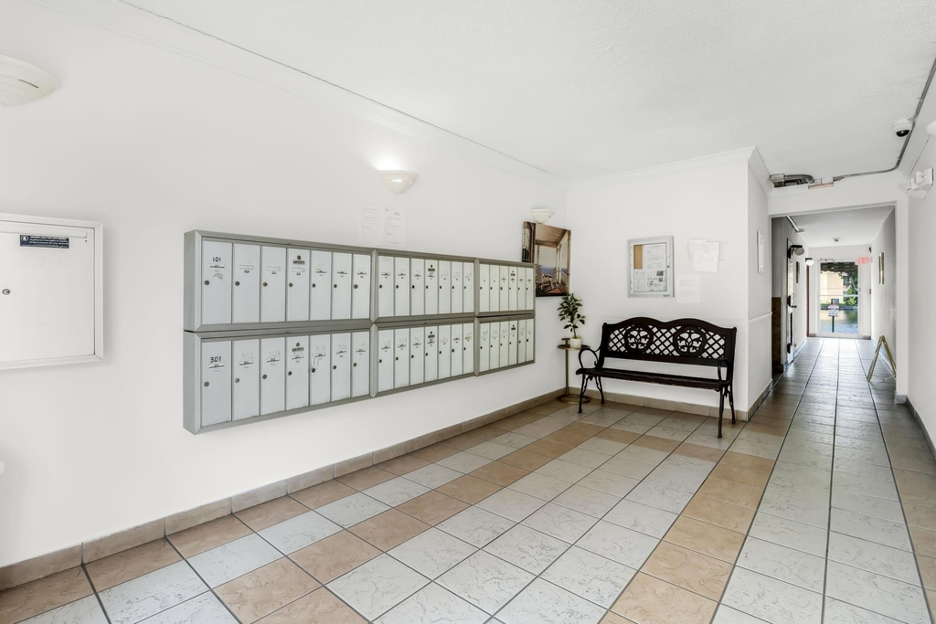 4707 Nw 7th Street - Photo 19