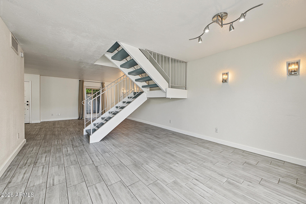 4902 N 74th Street - Photo 6