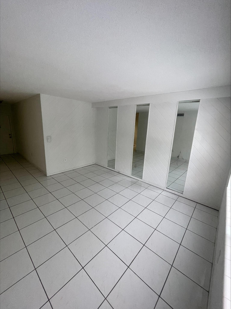 382 E Royal Palm Road - Photo 12