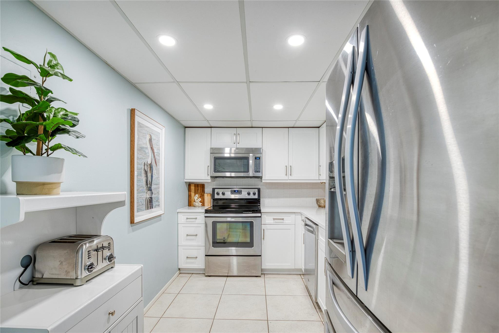 101 Briny Avenue - Photo 6