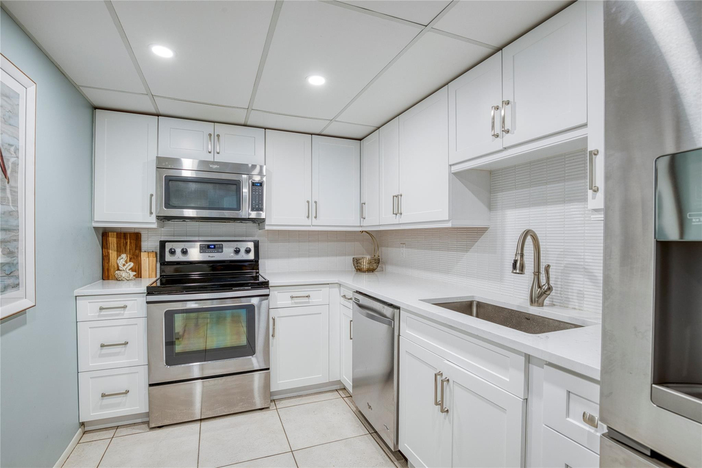 101 Briny Avenue - Photo 8