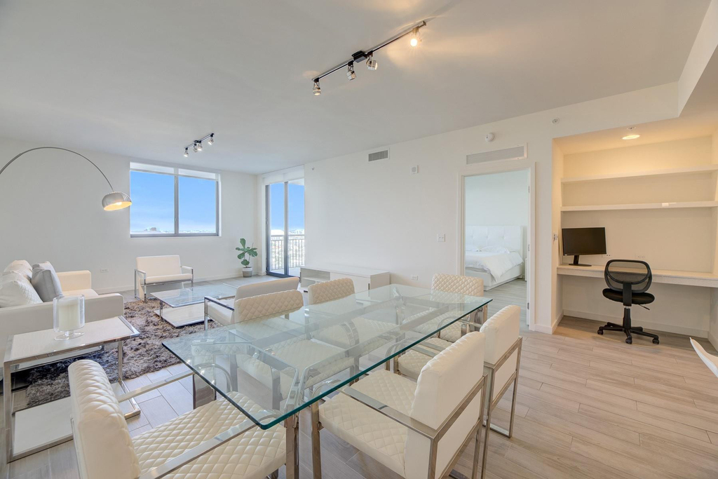 999 Sw 1st Avenue - Photo 5