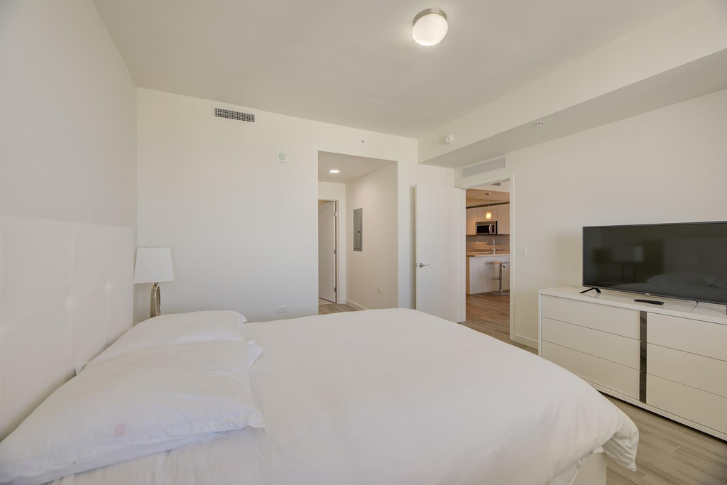 999 Sw 1st Avenue - Photo 16