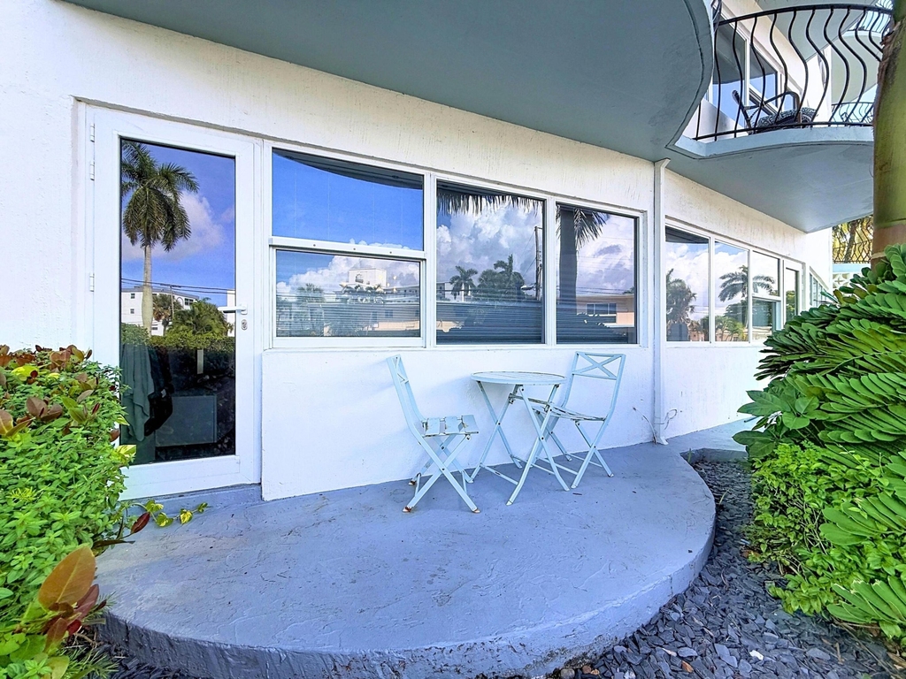 3250 Ne 28th Street - Photo 14