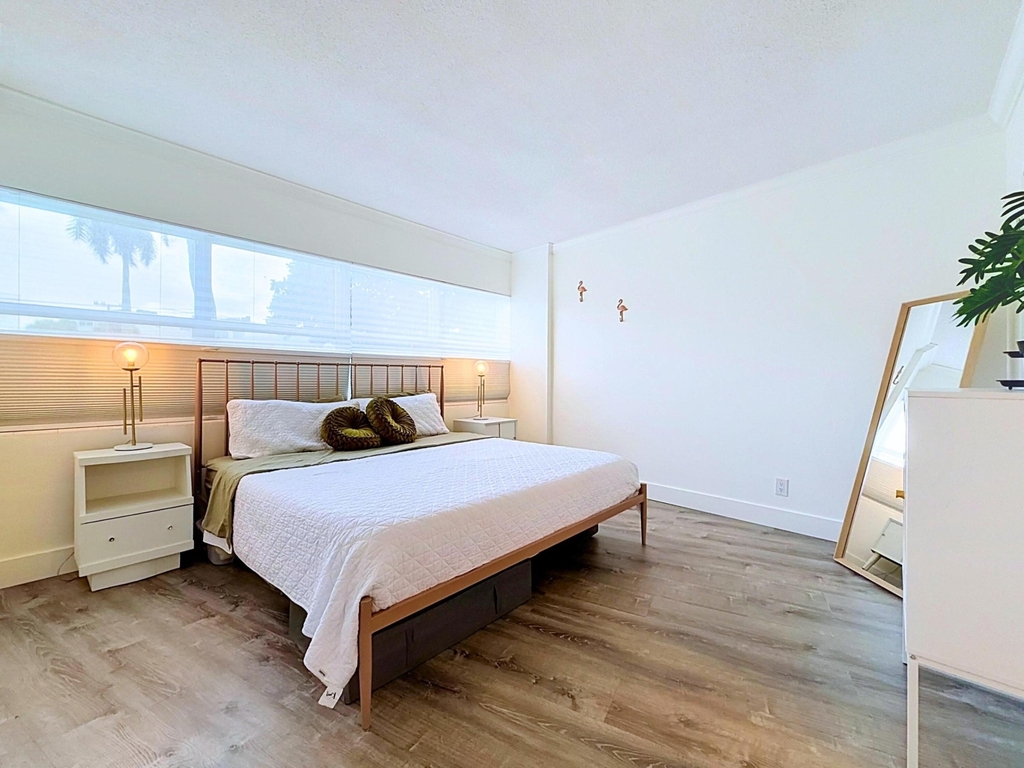 3250 Ne 28th Street - Photo 9