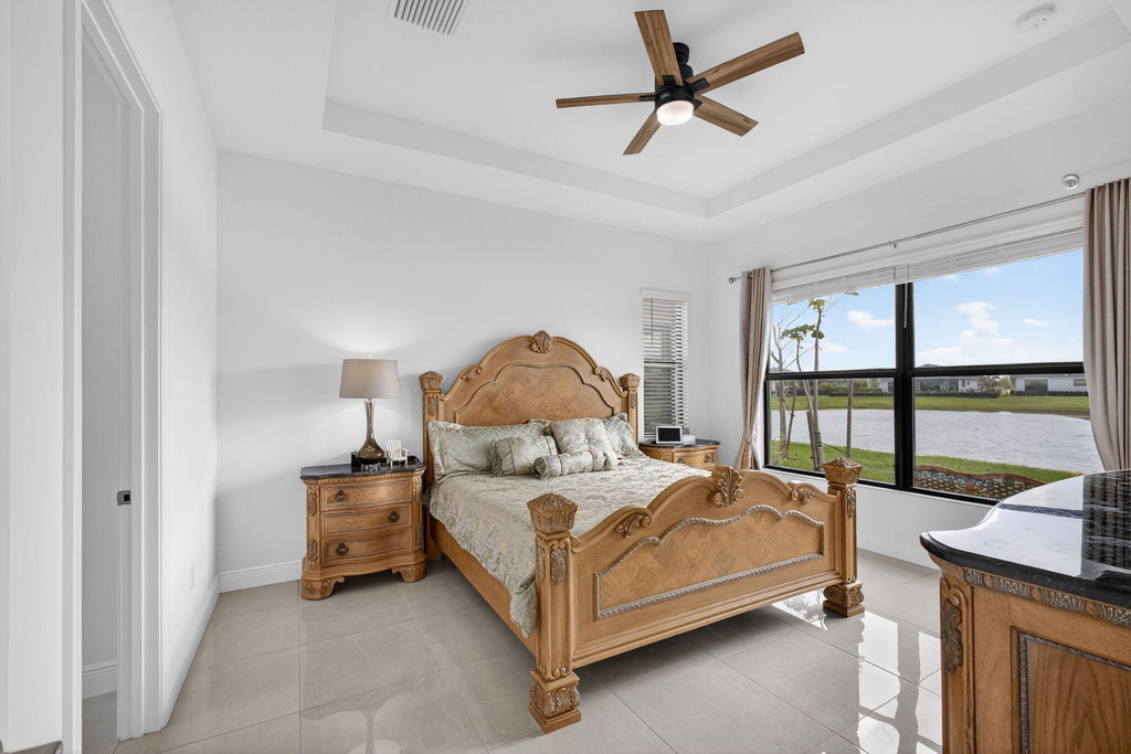 4805 Saint Armands Way - Photo 19
