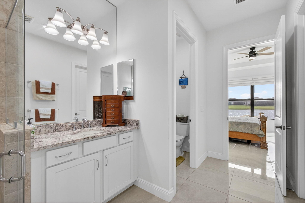 4805 Saint Armands Way - Photo 23