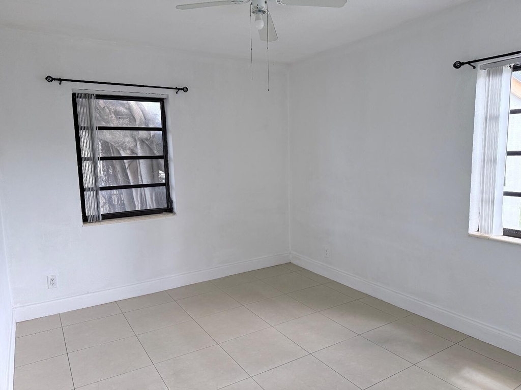 16100 Ne 10th Avenue - Photo 17