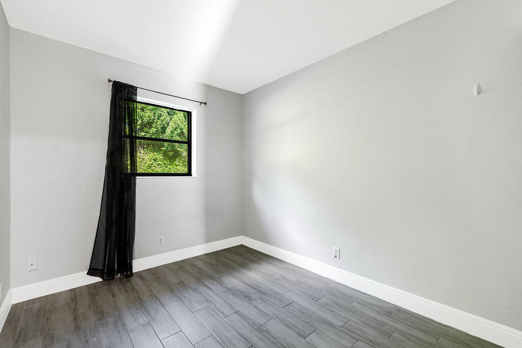 4953 Freedom Circle - Photo 11
