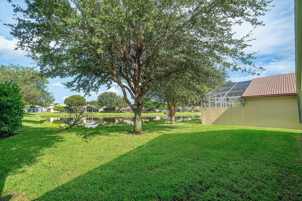 5737 Royal Club Dr. Drive - Photo 28