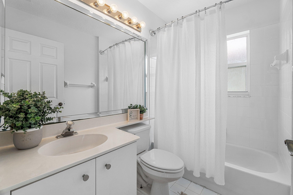 5737 Royal Club Dr. Drive - Photo 16