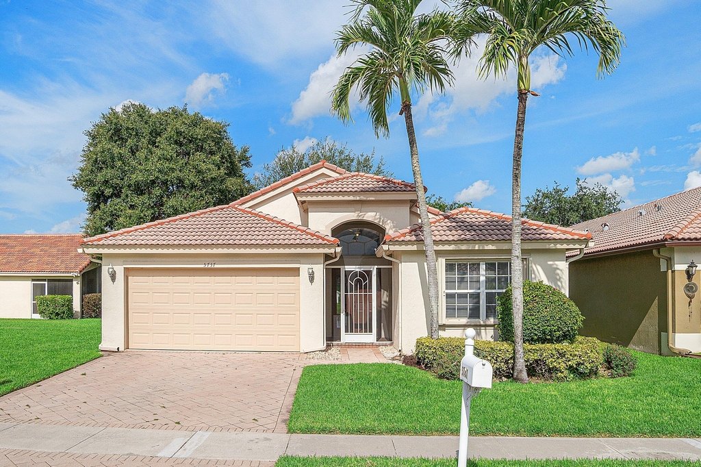 5737 Royal Club Dr. Drive - Photo 0