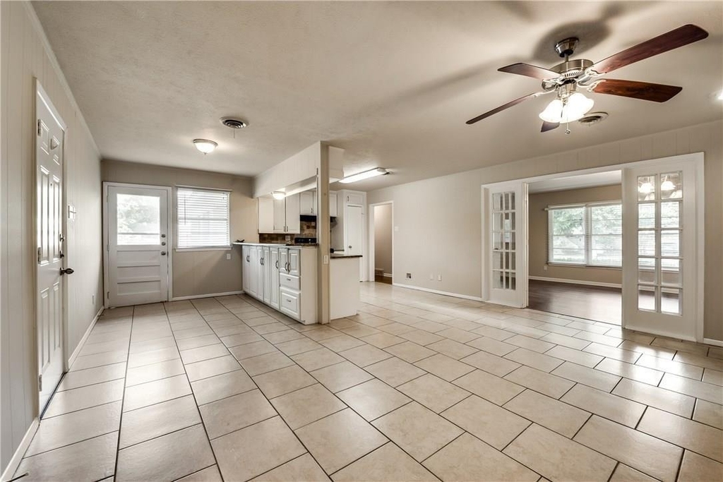 1601 Larkspur Drive - Photo 8