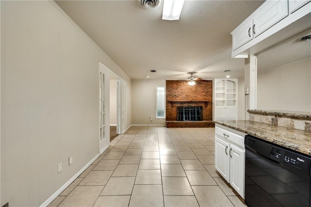 1601 Larkspur Drive - Photo 1