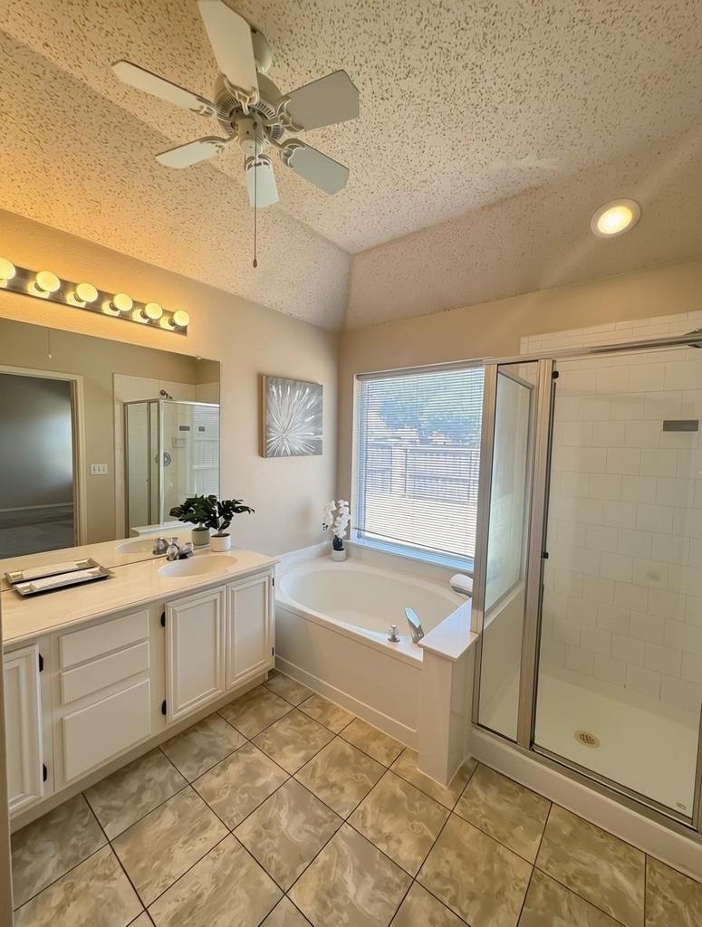 2405 Kariba Lane - Photo 12