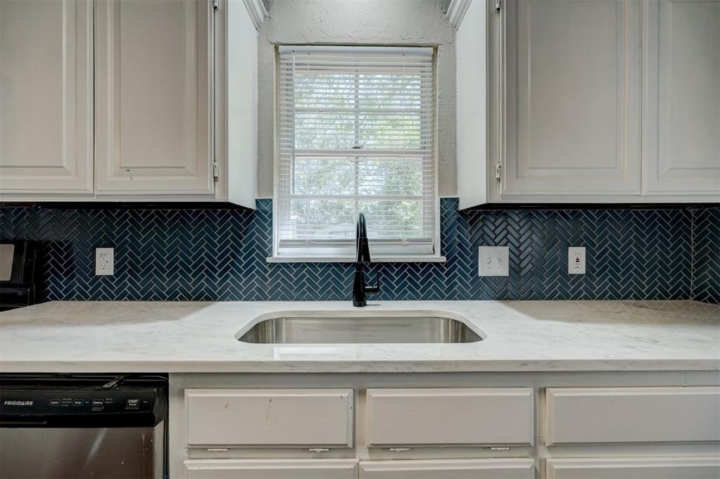 1824 Andover Court - Photo 10
