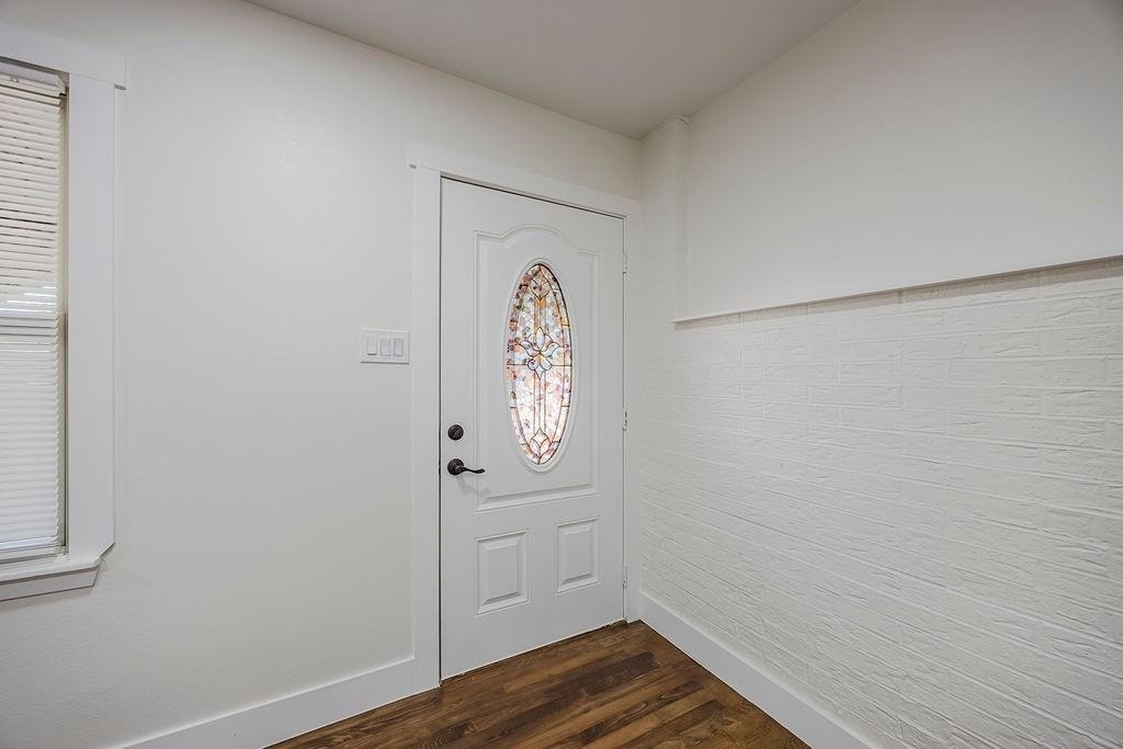 4712 Laverda Drive - Photo 14