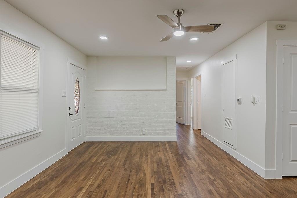 4712 Laverda Drive - Photo 17