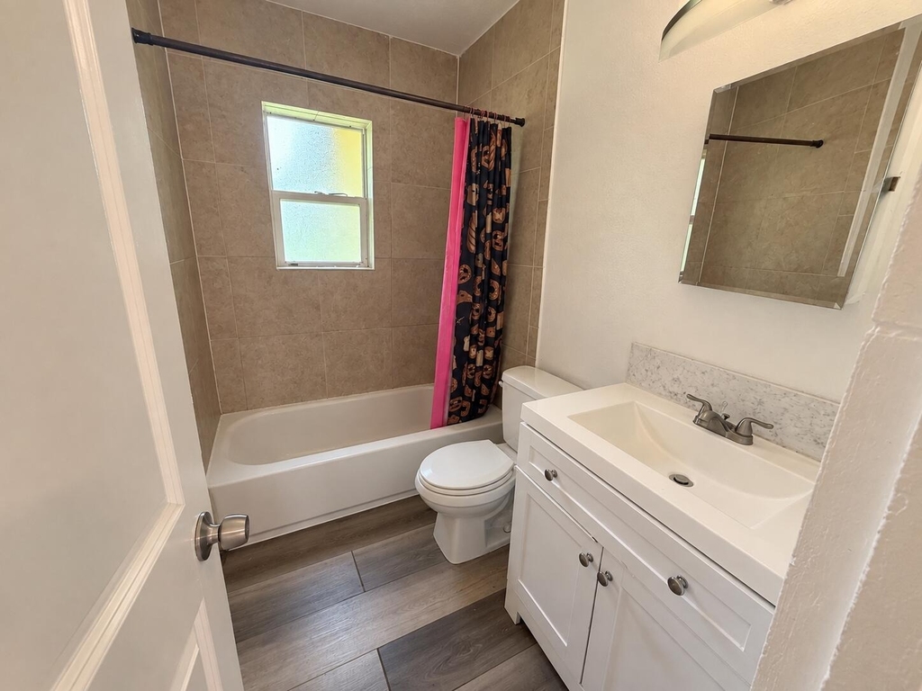 2219 Wilson Street - Photo 8