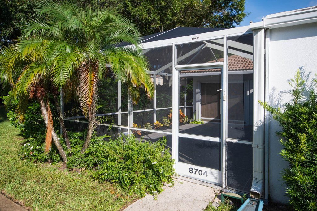8704 Chapman Oak Court - Photo 1