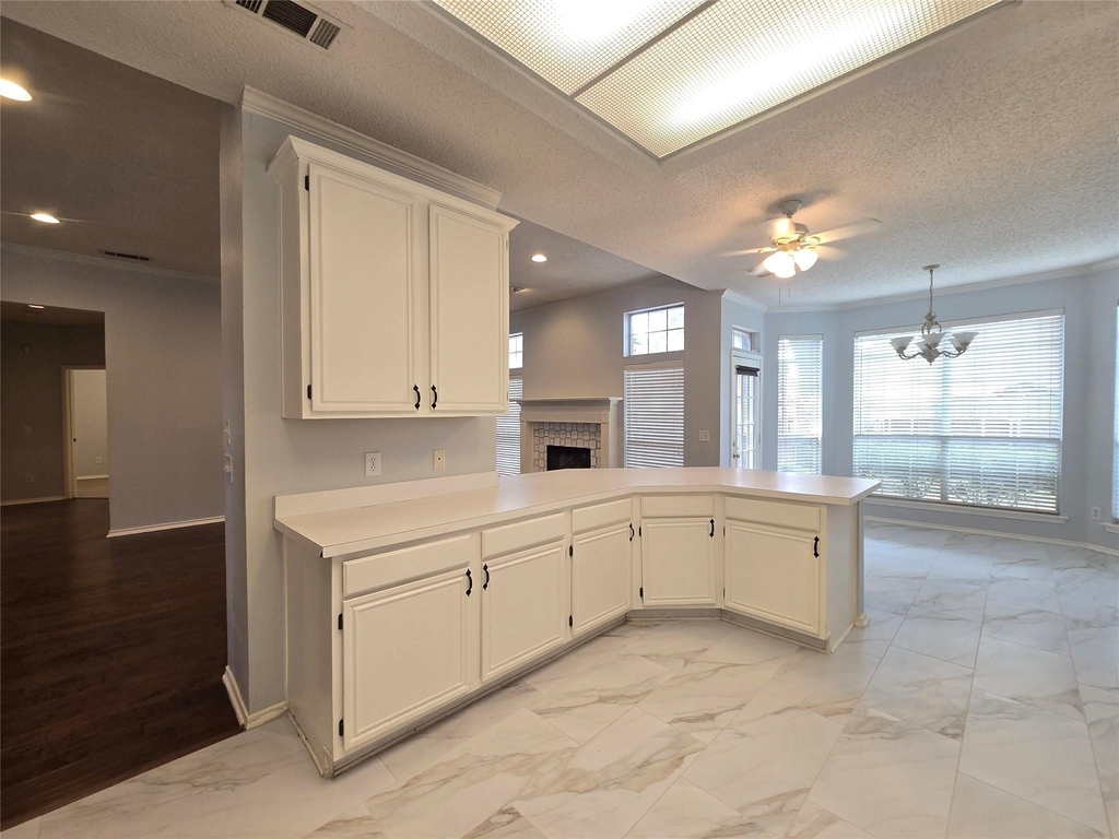 10512 Napa Valley Drive - Photo 8
