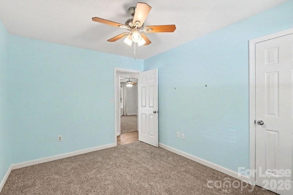 988 Cranberry Circle - Photo 16