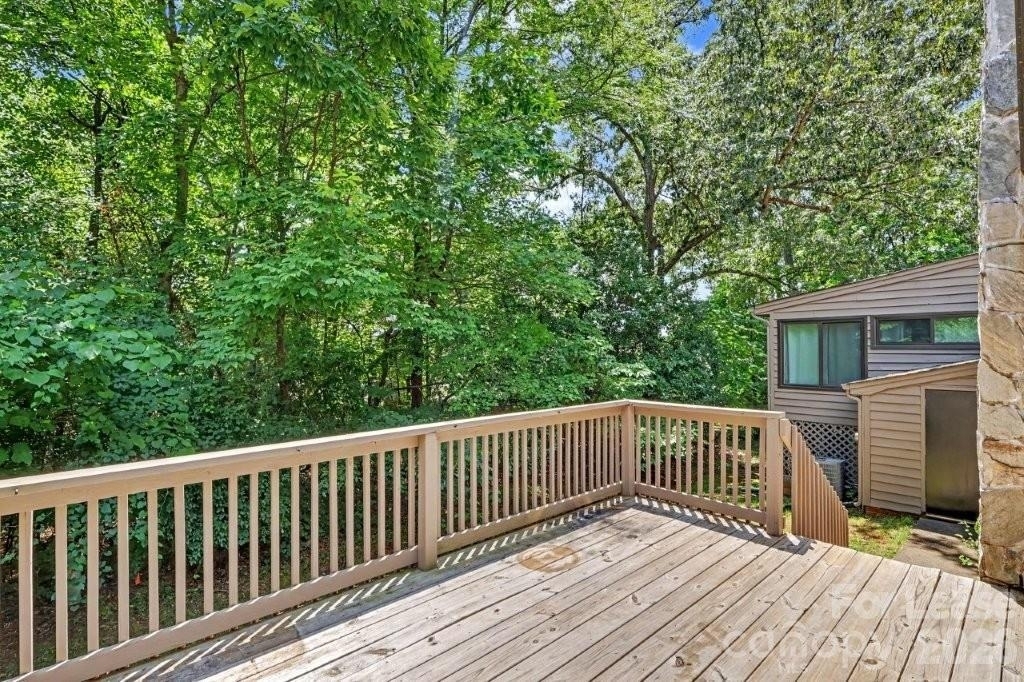 988 Cranberry Circle - Photo 17