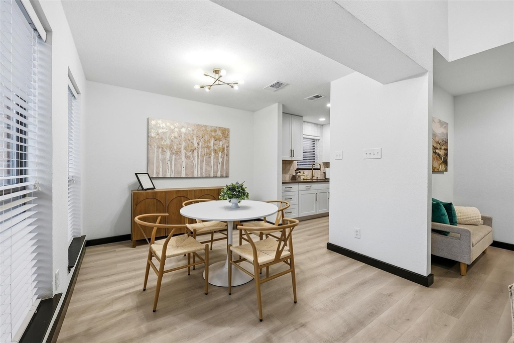 1214 W Hudgins - Photo 4