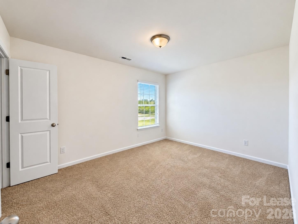 1130 Rock Haven Drive - Photo 15