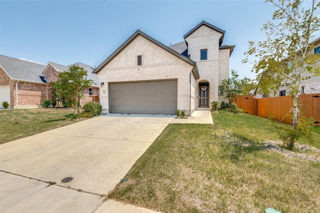 3906 Belleview Place - Photo 1