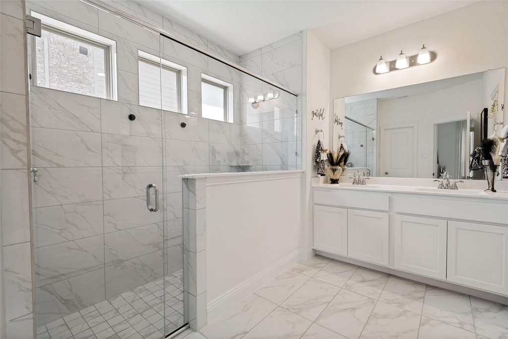 3906 Belleview Place - Photo 14