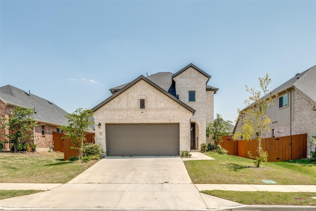 3906 Belleview Place - Photo 0