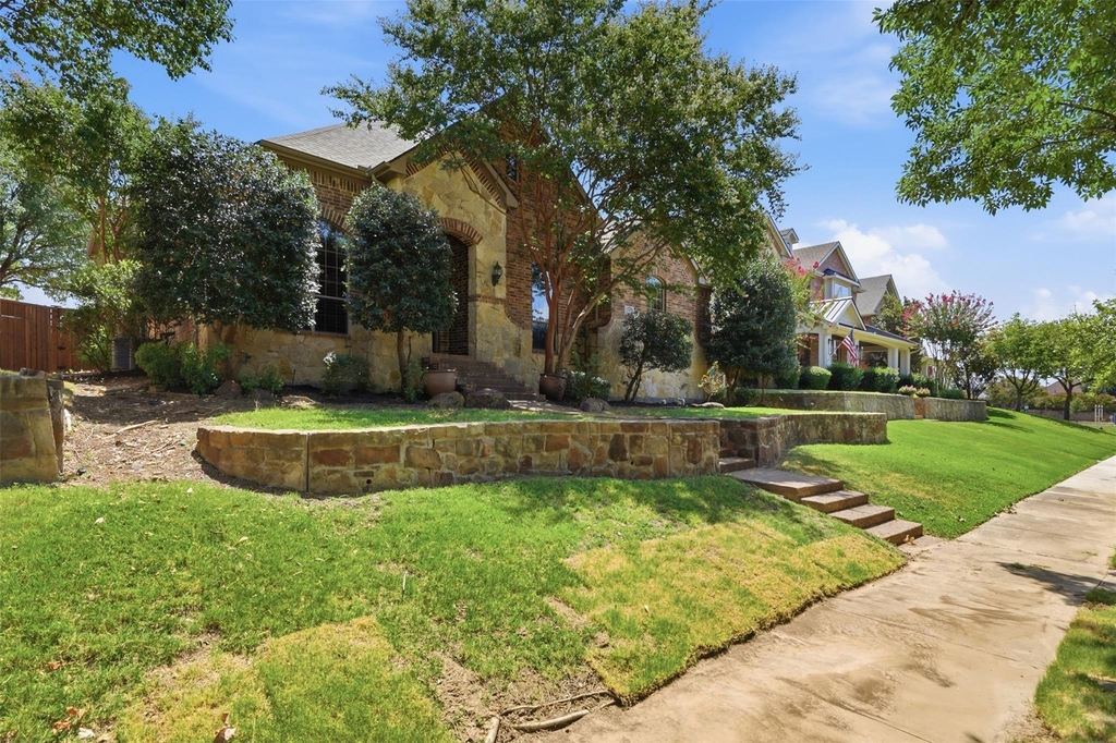 2310 Queen Morgan Lane - Photo 1
