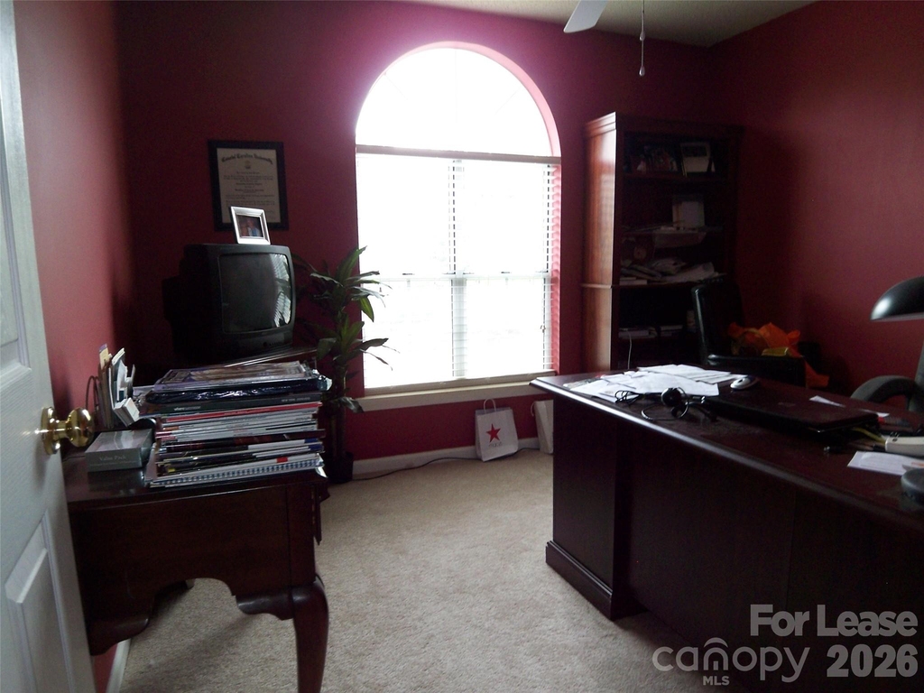 6010 Kenmore Lane - Photo 4
