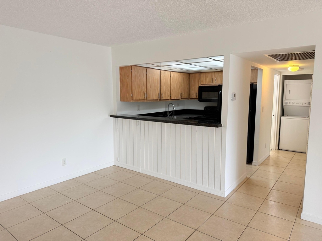 5981 Washington Street - Photo 5