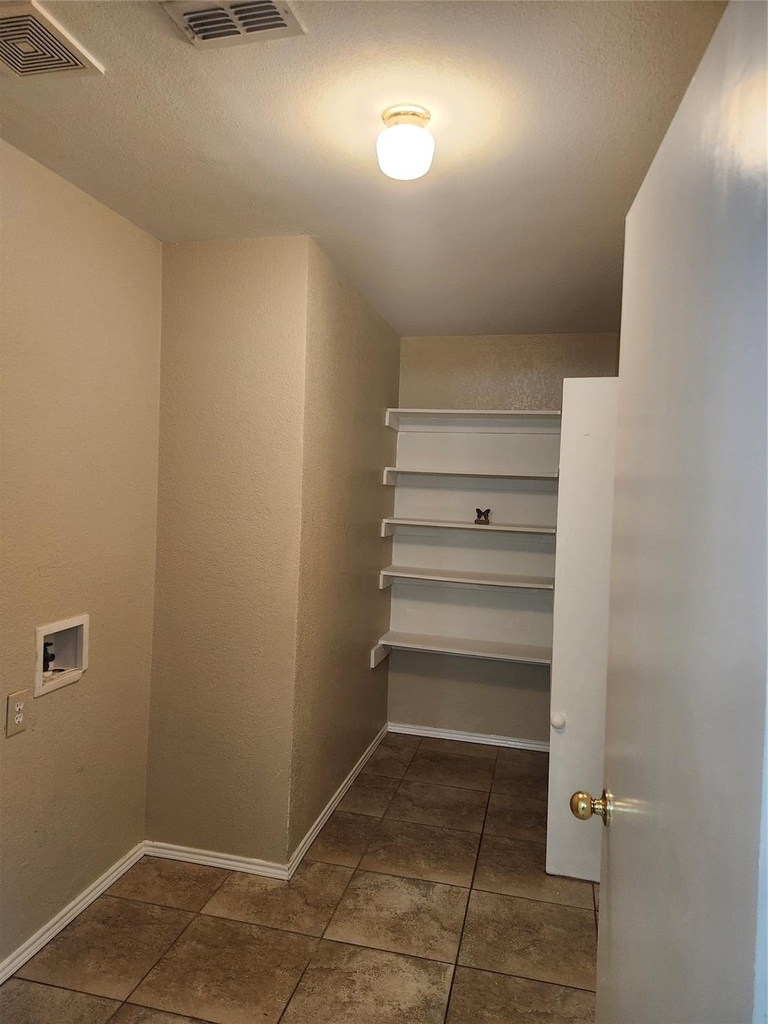 9290 Crimnson Court - Photo 10