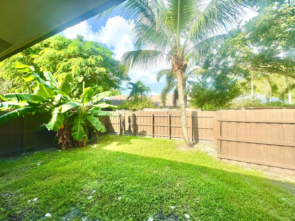 6989 Nw 29th Lane - Photo 16