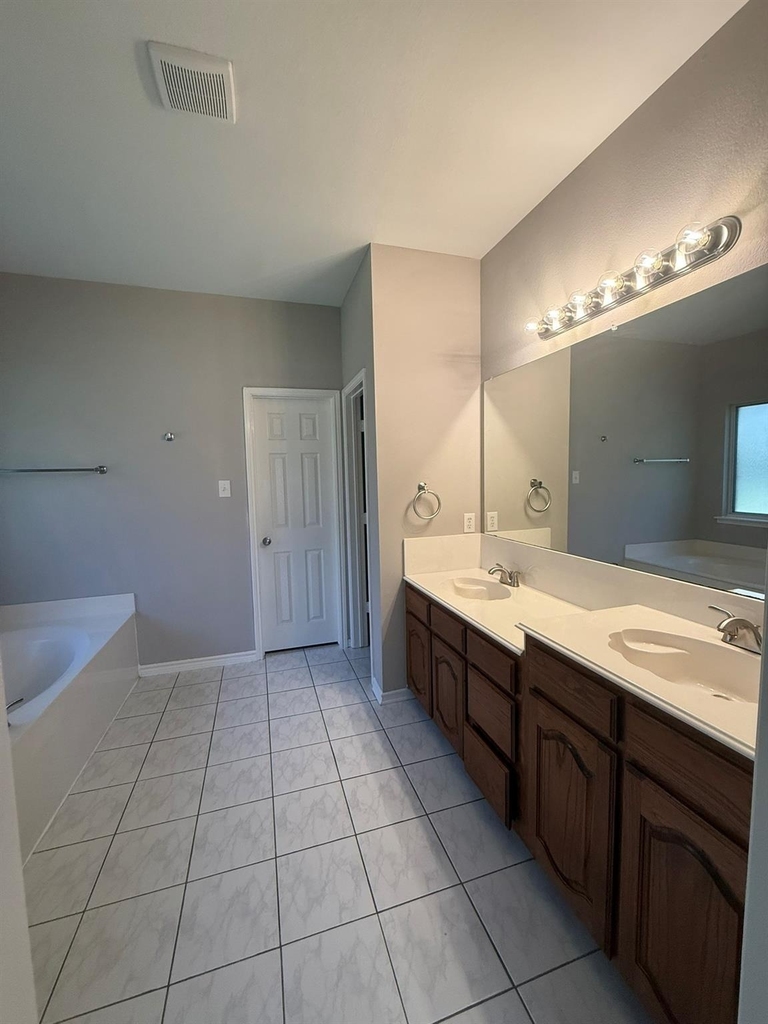 1220 Resaca Drive - Photo 11
