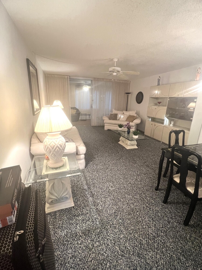 480 Nw 76th Avenue - Photo 4